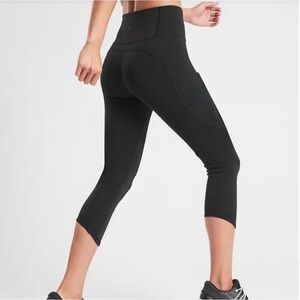 Athleta All In Capri Cropped Leggings Stash Pockets Black Womens Small